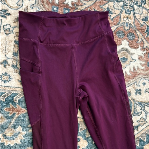 Avia XS (0-2) Purple Maroon High-Waisted Leggings with sheer panel detail - Picture 2 of 11
